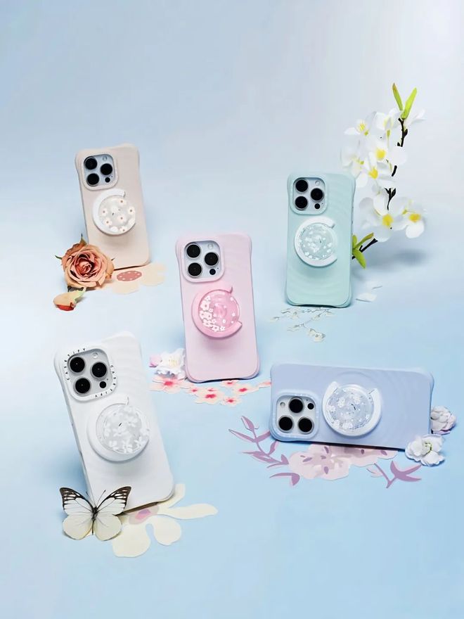 和IU的绽放满足了少女的全部幻想开元ky棋牌本周时髦大事｜陈都灵(图10)